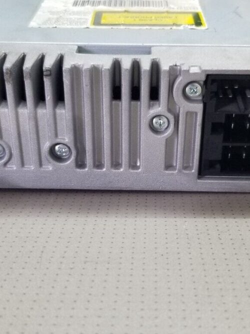 Rear connector ports of BE7076 Mercedes Becker radio