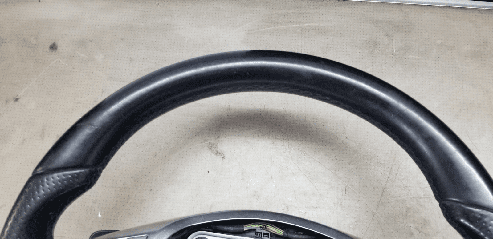 Mercedes Benz 2014 E300 Steering Wheel A1724604203 - Image 4