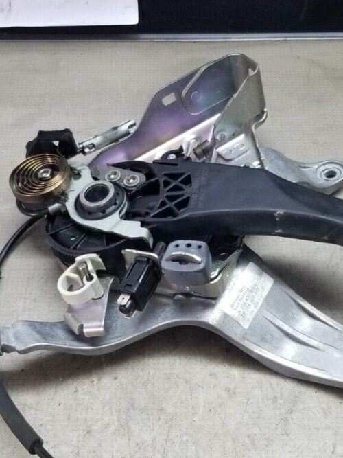 Mercedes-Benz C220 CDI W204 Handbrake Parking Brake Foot Brake A204420074 |O