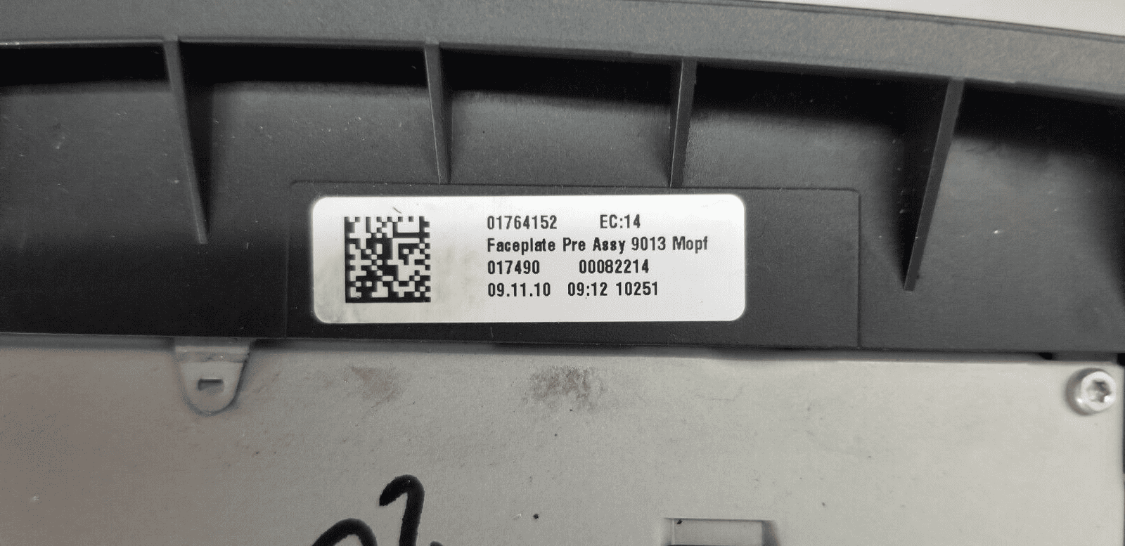 Mercedes-Benz E 250 A2129003708 Radio Control/NO CODE - Image 6