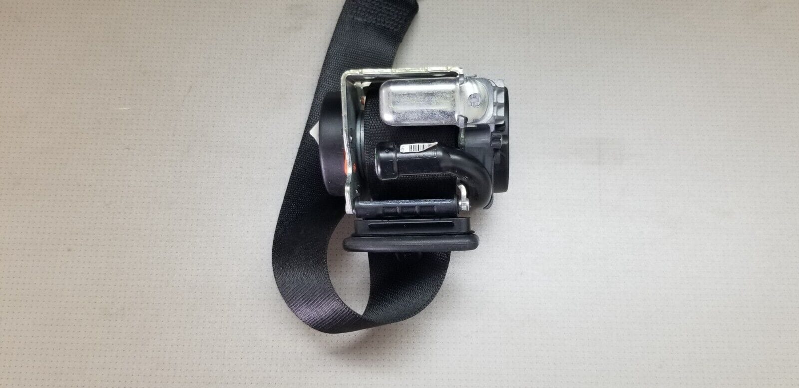 Mercedes Benz E-Class Rear Seat Belt Fits Left or Right Side |O - Image 5