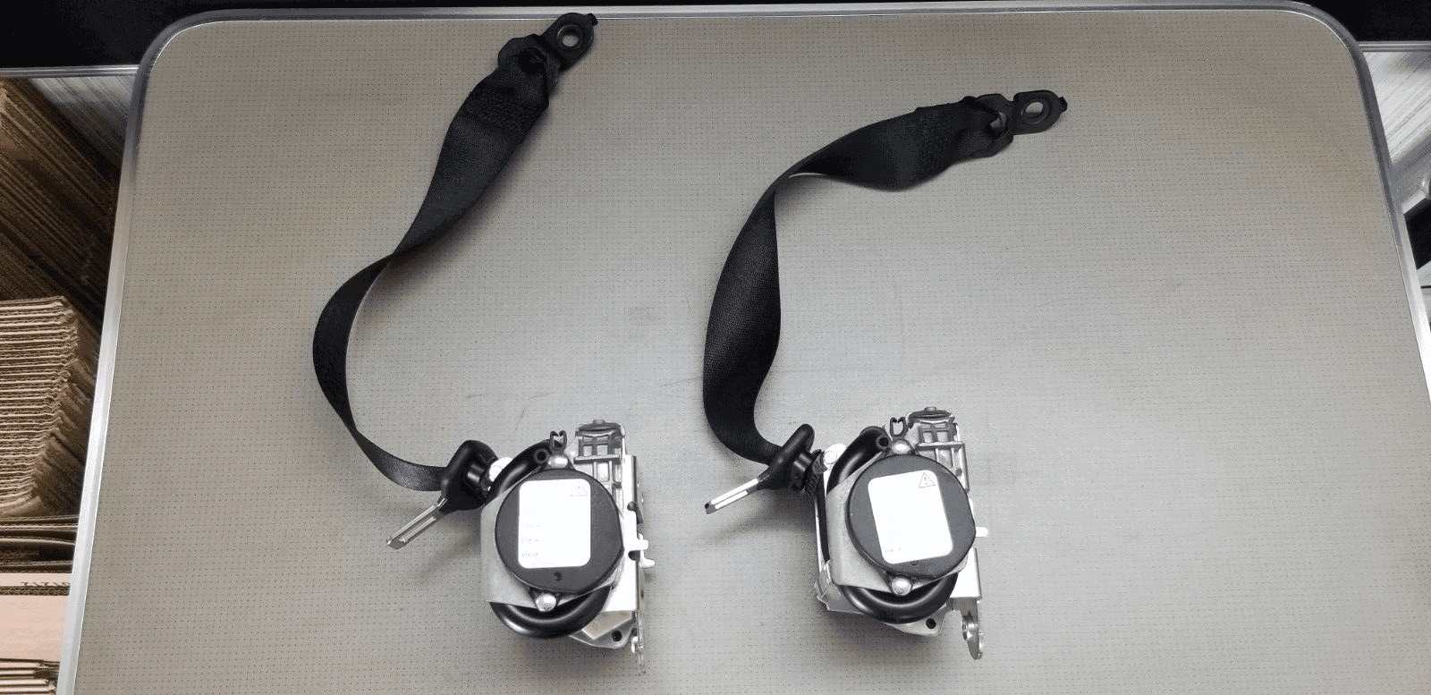 Mercedes Benz E-Class Rear Seat Belt Fits Left or Right Side |O - Image 7