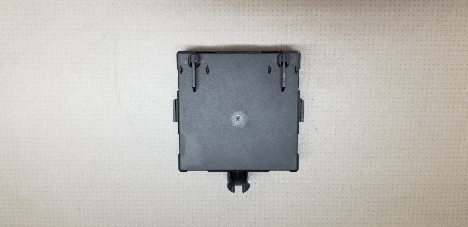 MERCEDES BENZ E CLASS W212 DOOR CONTROL MODULE FRONT LEFT PASSENGER SIDE 2011 - Image 3