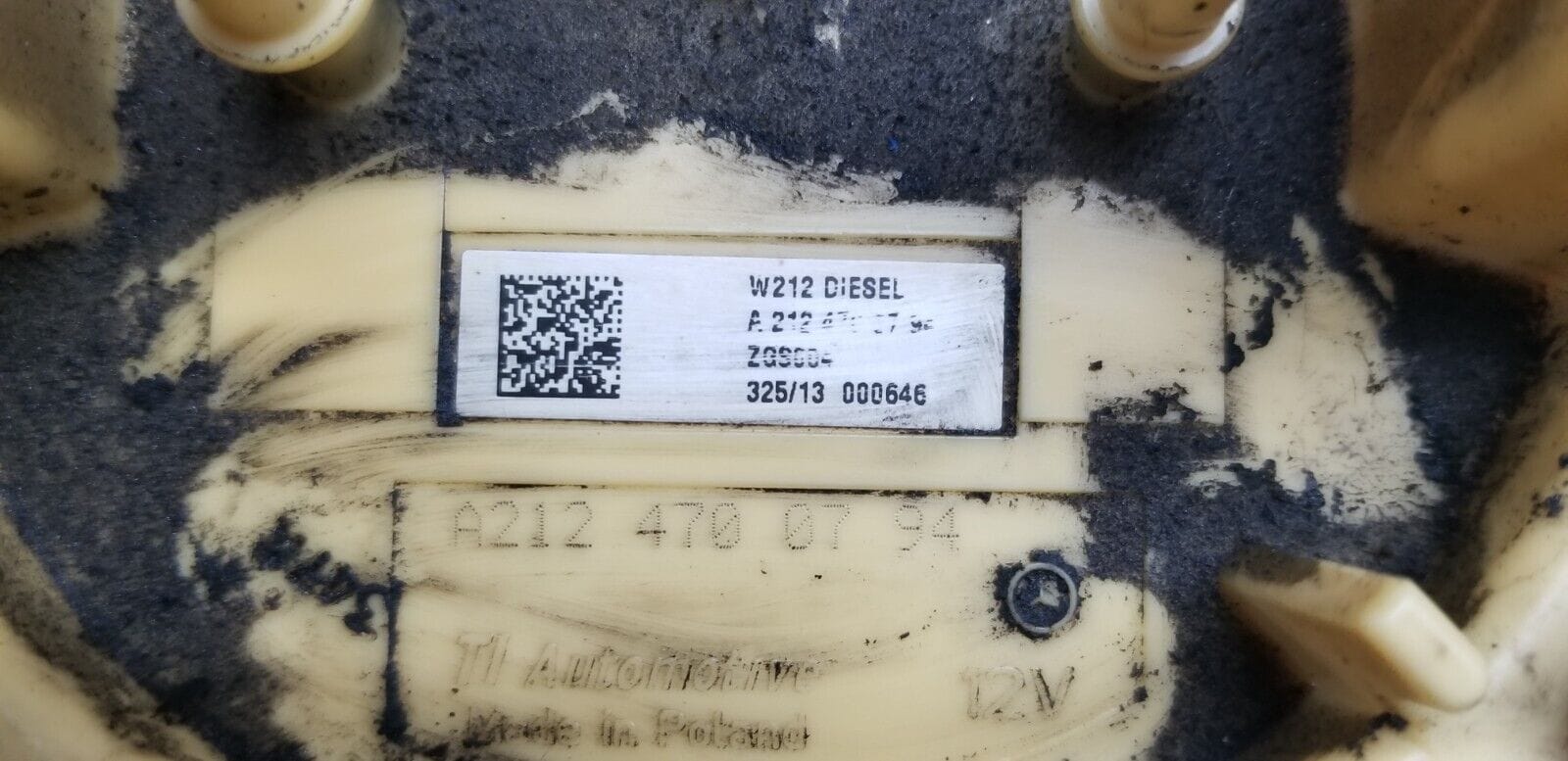 Mercedes Benz E Class W212 Fuel Tank Sender Unit - A2124700794 - Image 3