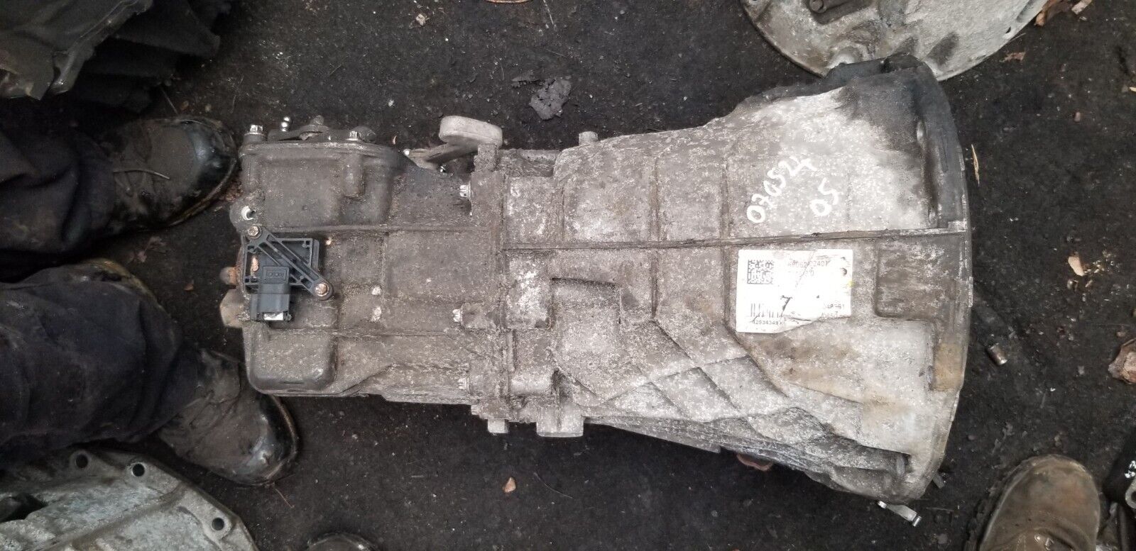 OEM Mercedes-Benz Sprinter gearbox A9062602401 for OM651 engine