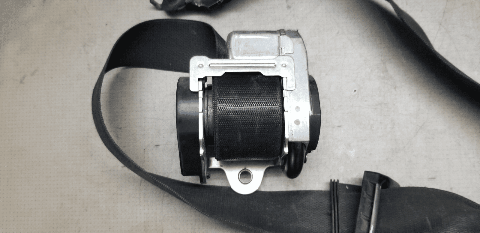 MERCEDES BENZ SPRINTER W906 2007-2017 DRIVERS SIDE SEAT BELT A9068600285 - Image 4