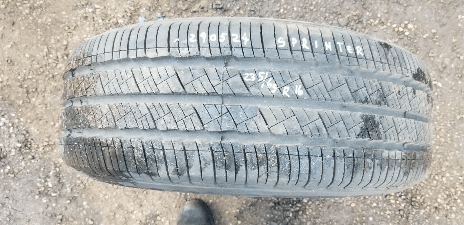 Mercedes Benz Sprinter W906 2015 Steel Wheel And Tyre 235/65R16C |O - Image 8