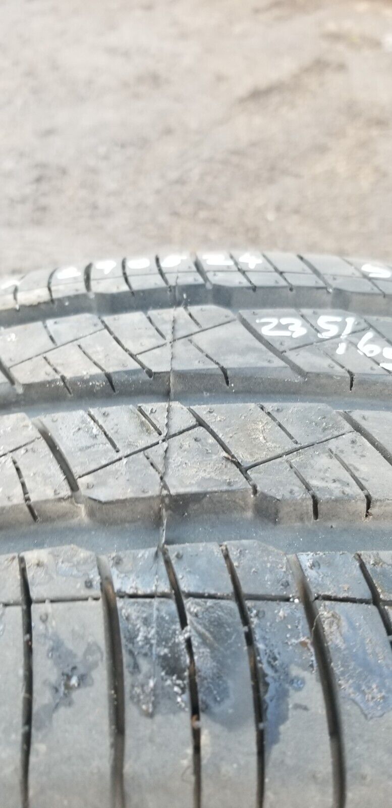 Mercedes Benz Sprinter W906 2015 Steel Wheel And Tyre 235/65R16C |O - Image 9