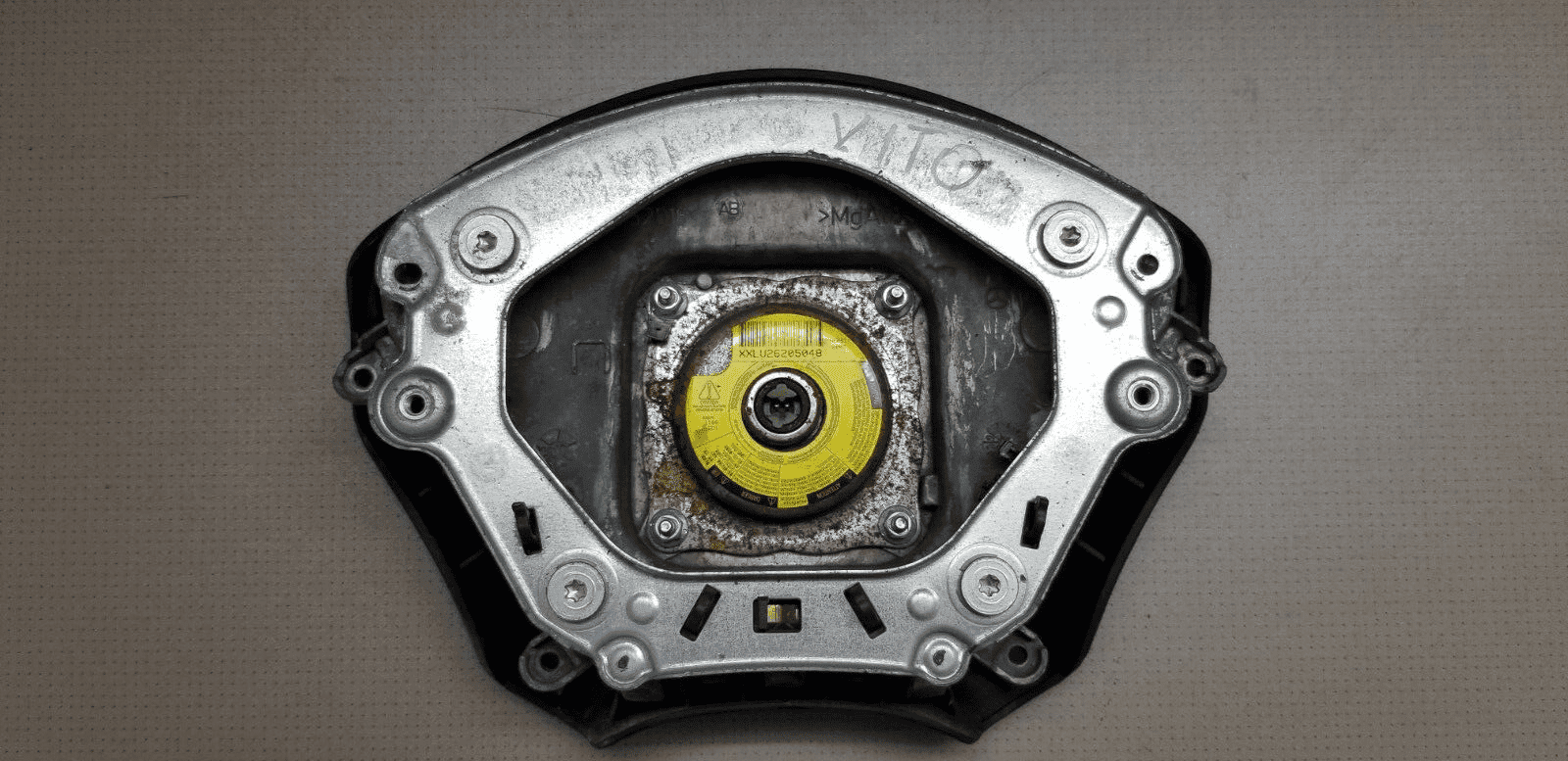 MERCEDES BENZ VITO Class W639 Steering Wheel Airbag - Image 3