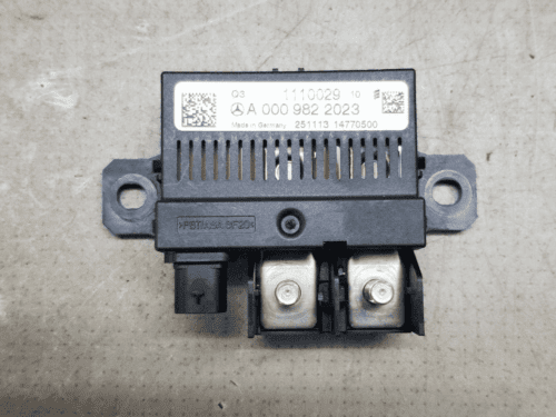 Mercedes Benz E Class Battery Fuse Box Module 2014 2.1 Diesel W212 A0009822023 |O