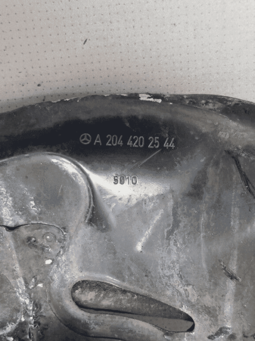 Front left wheel hub for Mercedes E-Class W207 Coupe 2.1 CDI