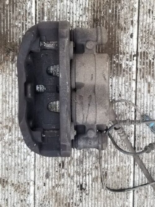 MERCEDES SPRINTER 2014 2.1DIESEL PASSENGER SIDE FRONT BRAKE CALIPER