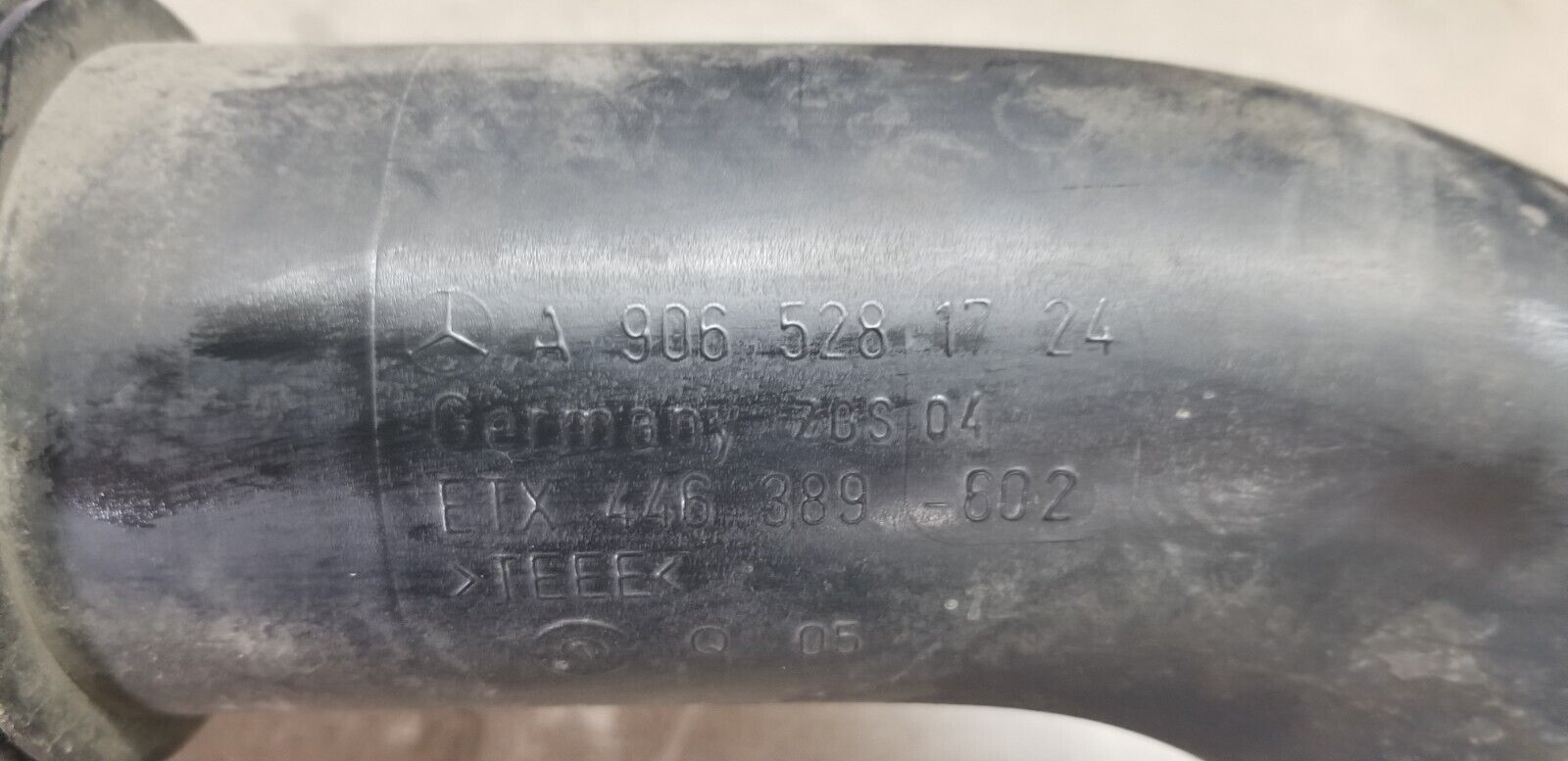 MERCEDES SPRINTER AIR INTAKE PIPE A9065281724 W906 2.1L DSL 2015 AIR INTAKE PIPE - Image 6