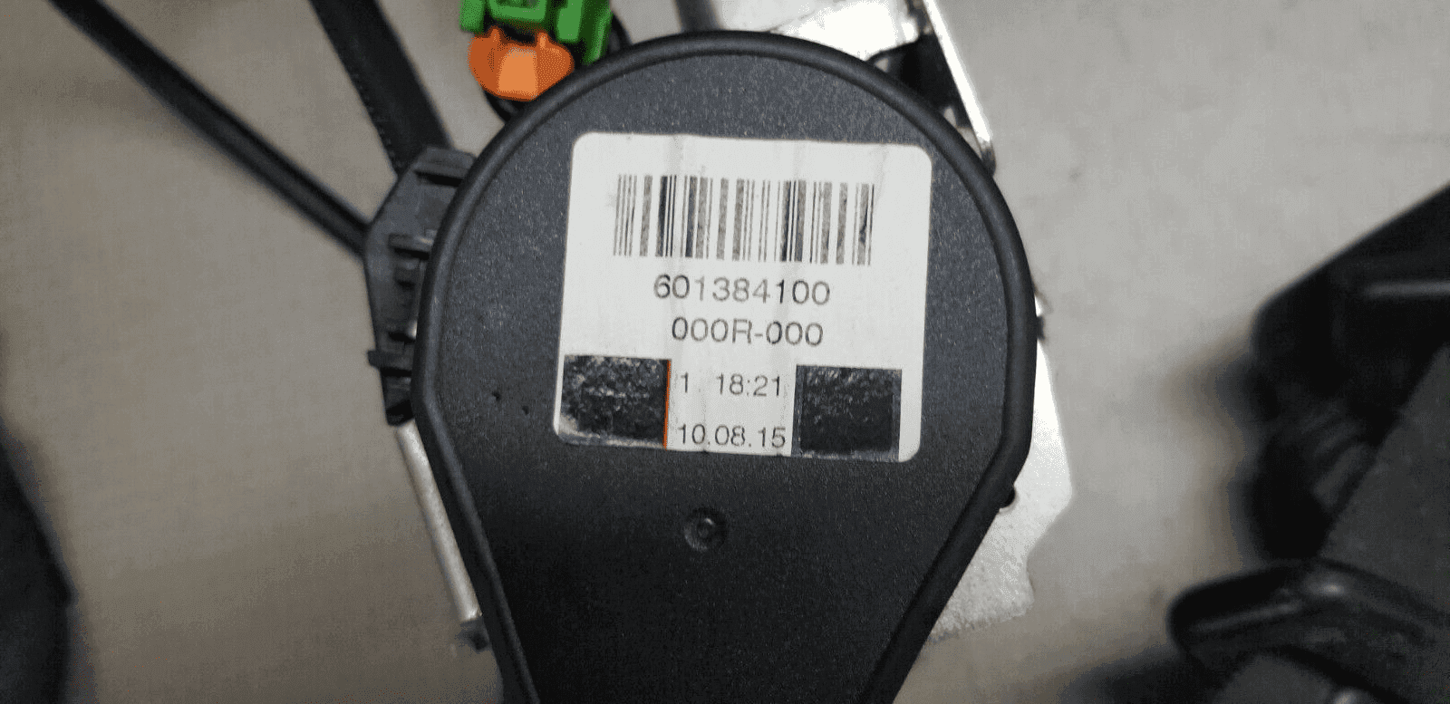 Mercedes Benz Sprinter W906 2012 Front Right O/S/F Seat Belt A9068600285 |O - Image 3
