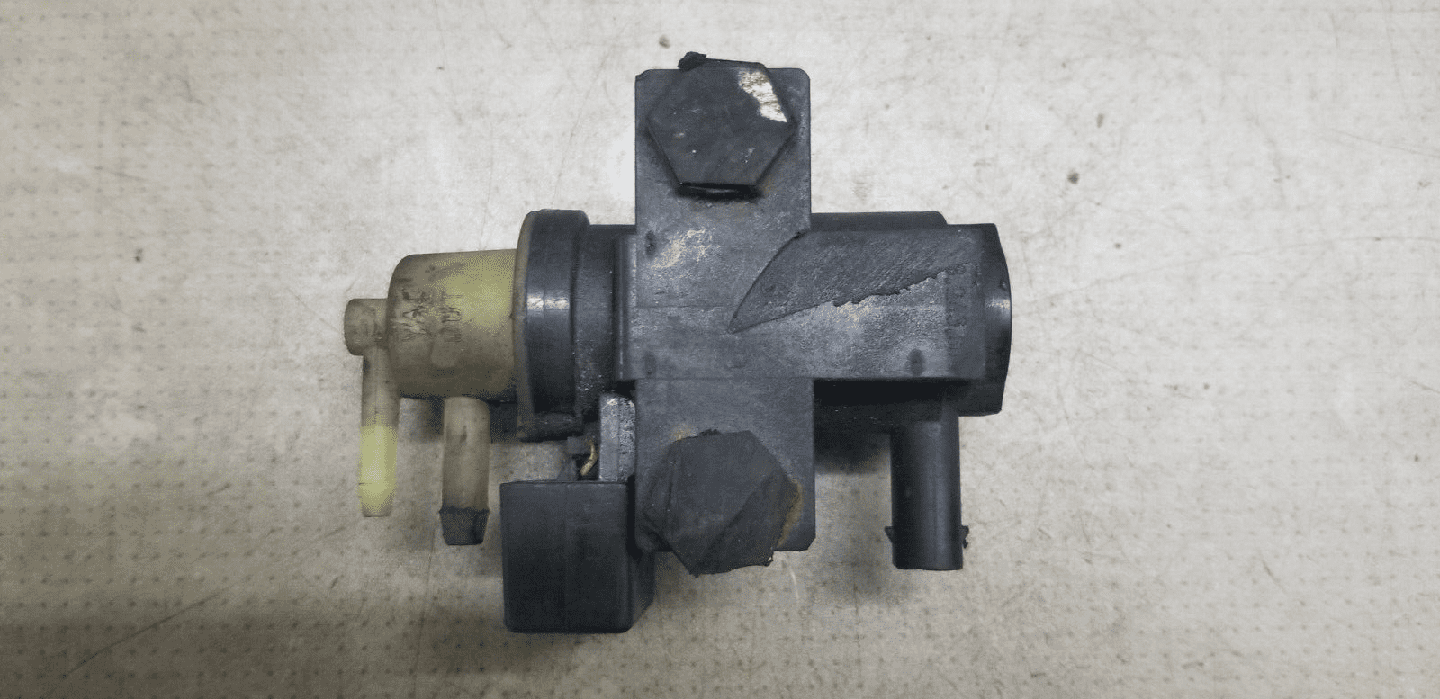 MERCEDES SPRINTER W906 TURBO BOOST PRESSURE SOLENOID A0061536628 - Image 3