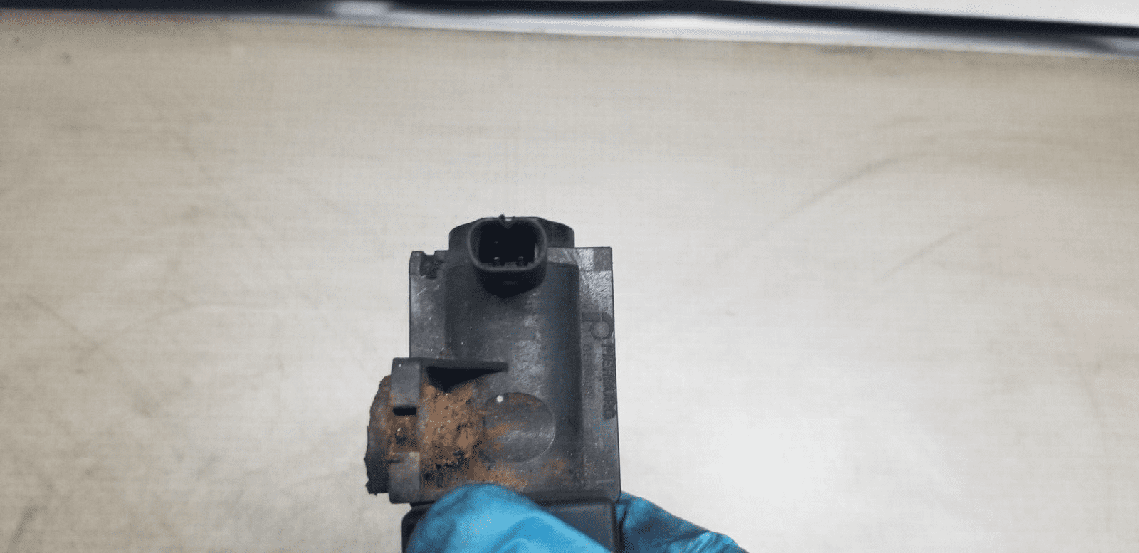 MERCEDES SPRINTER W906 TURBO BOOST PRESSURE SOLENOID A0061536628 - Image 4