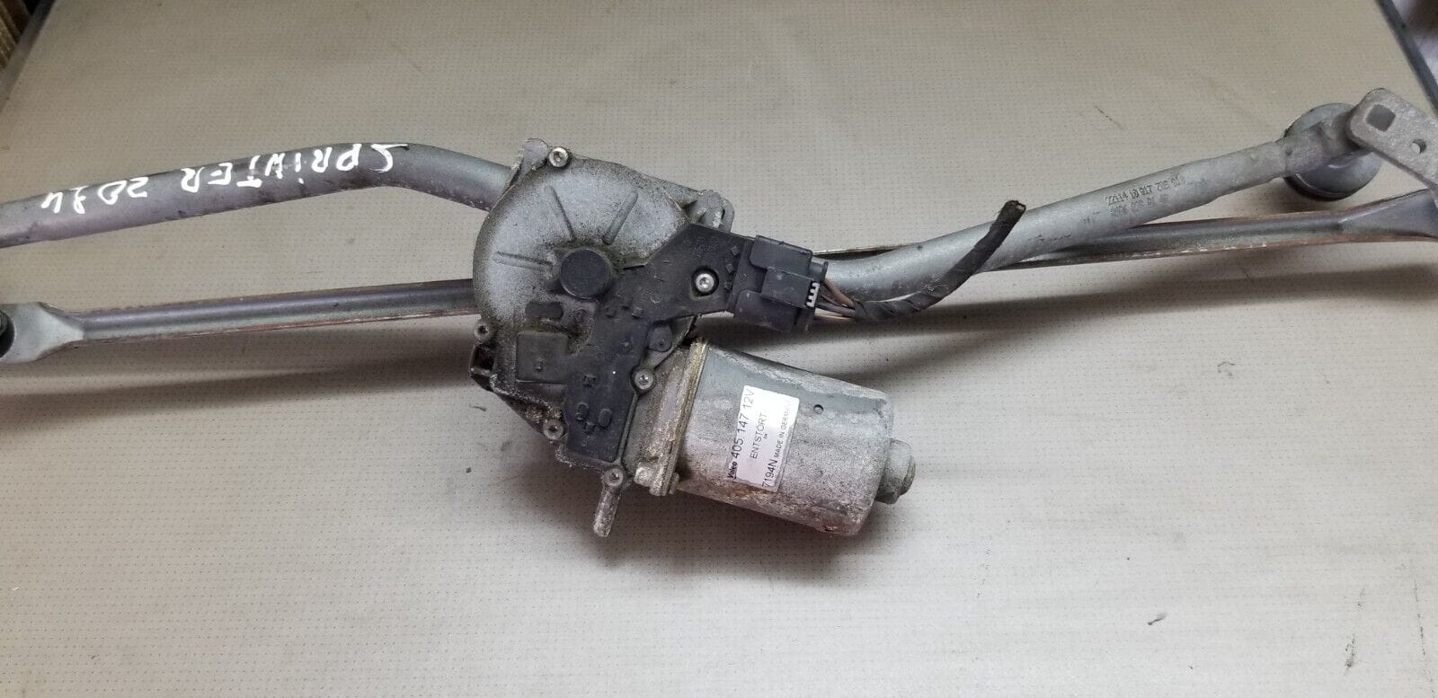 MERCEDES SPRINTER Wiper Motor Front 2014 2.1 Diesel 40514712V - Image 4