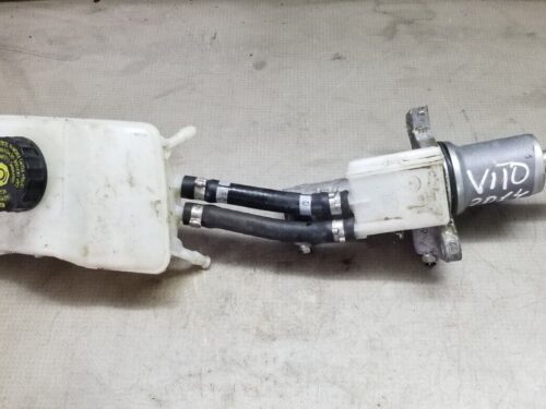 MERCEDES VITO 2.1L W639 MASTER BRAKE CYLINDER A6394300102