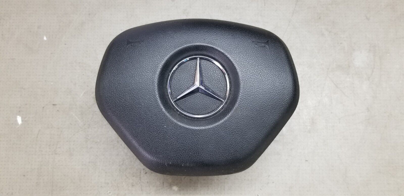Mercedes-Benz C/E-Class Steering Wheel Airbag (W204 W207 W212) – OEM Replacement