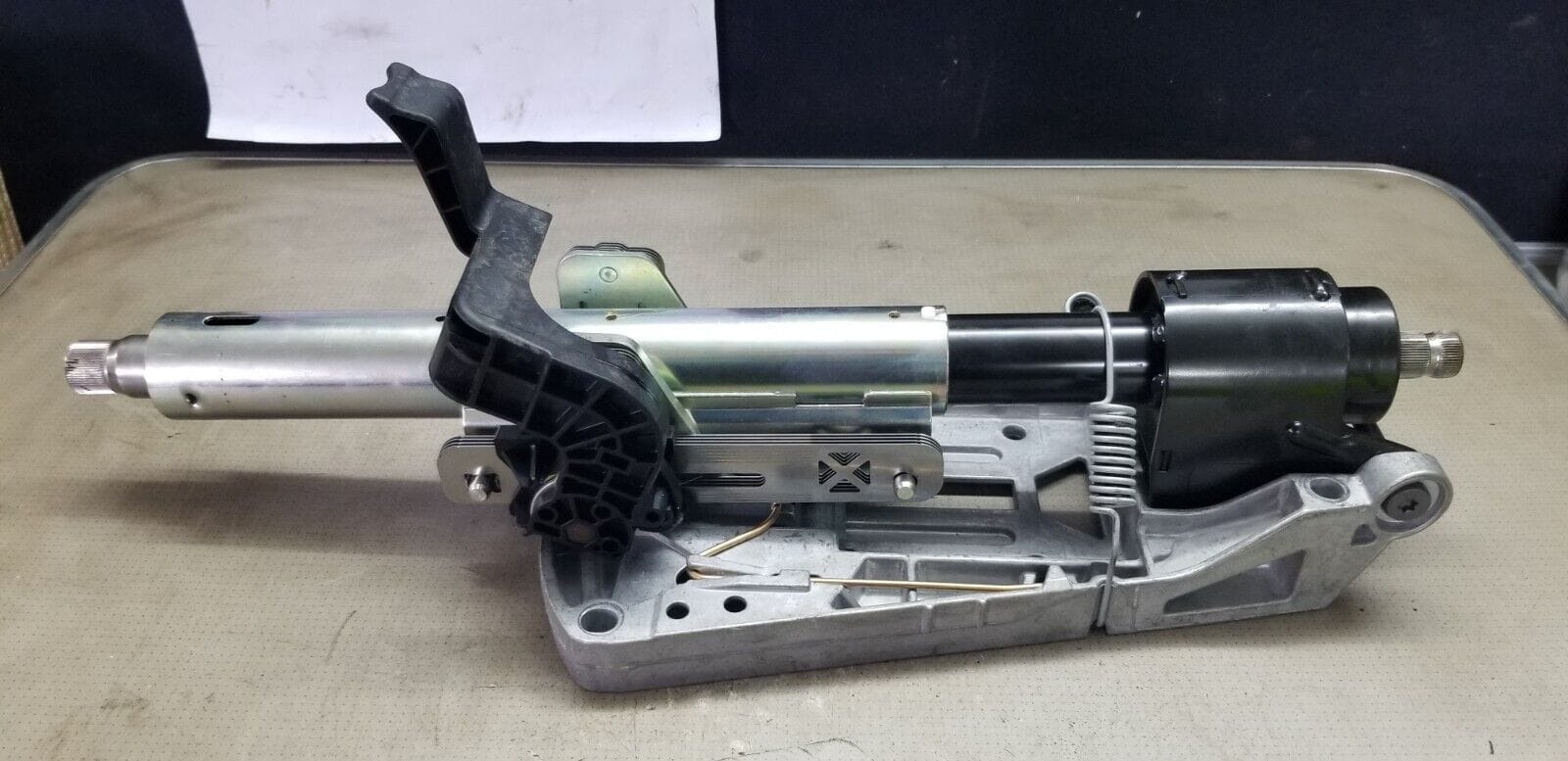 Mercedes E250 C207 Steering Column Adjustable 2012 A2044604516 - Image 3