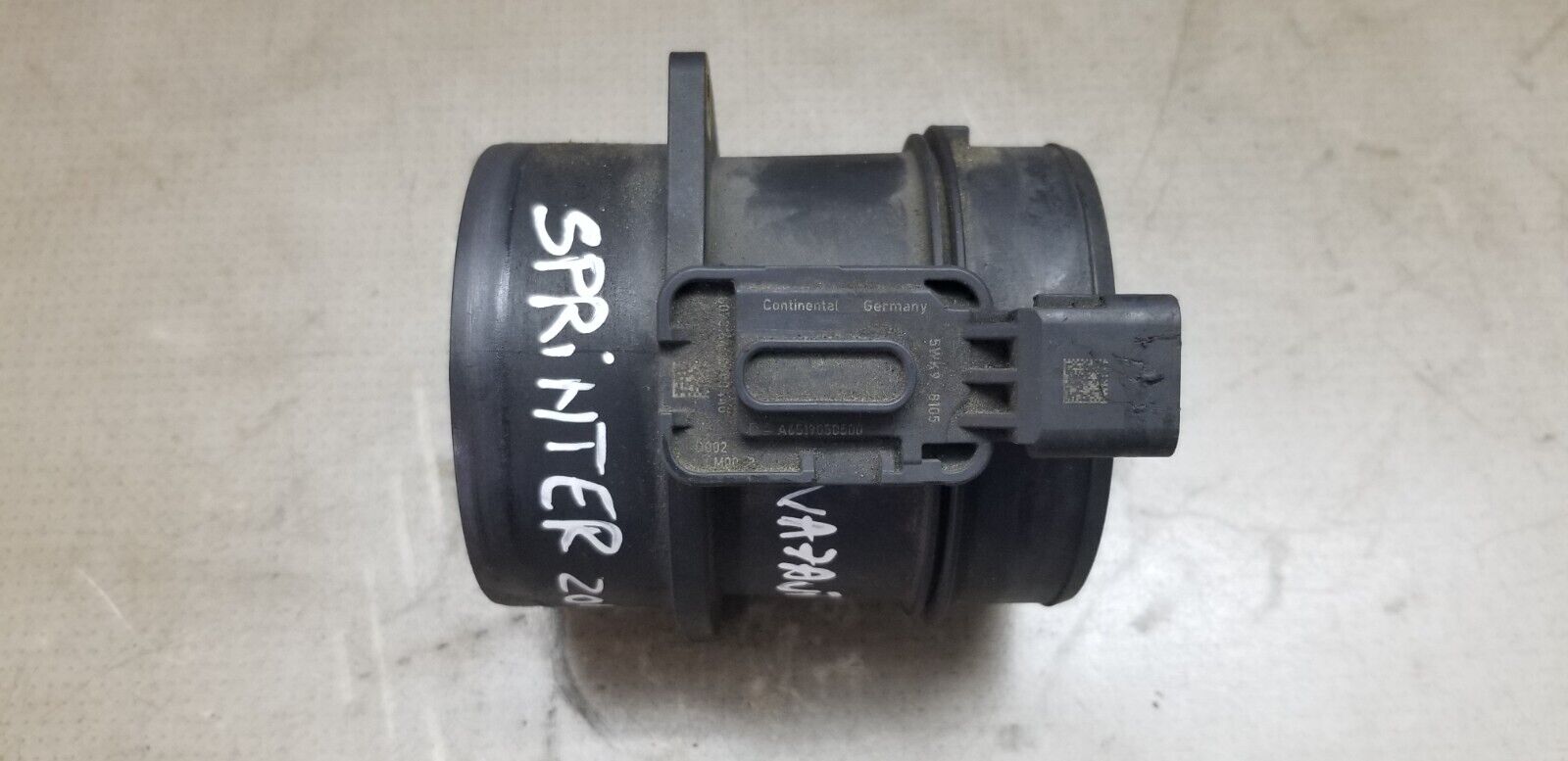 Mercedes Sprinter Mass Air Flow Meter Sensor A6519050500 2015 - Front View