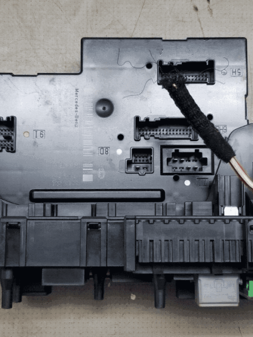 Mercedes W207 SAM fuse relay junction box A2129005401 front view