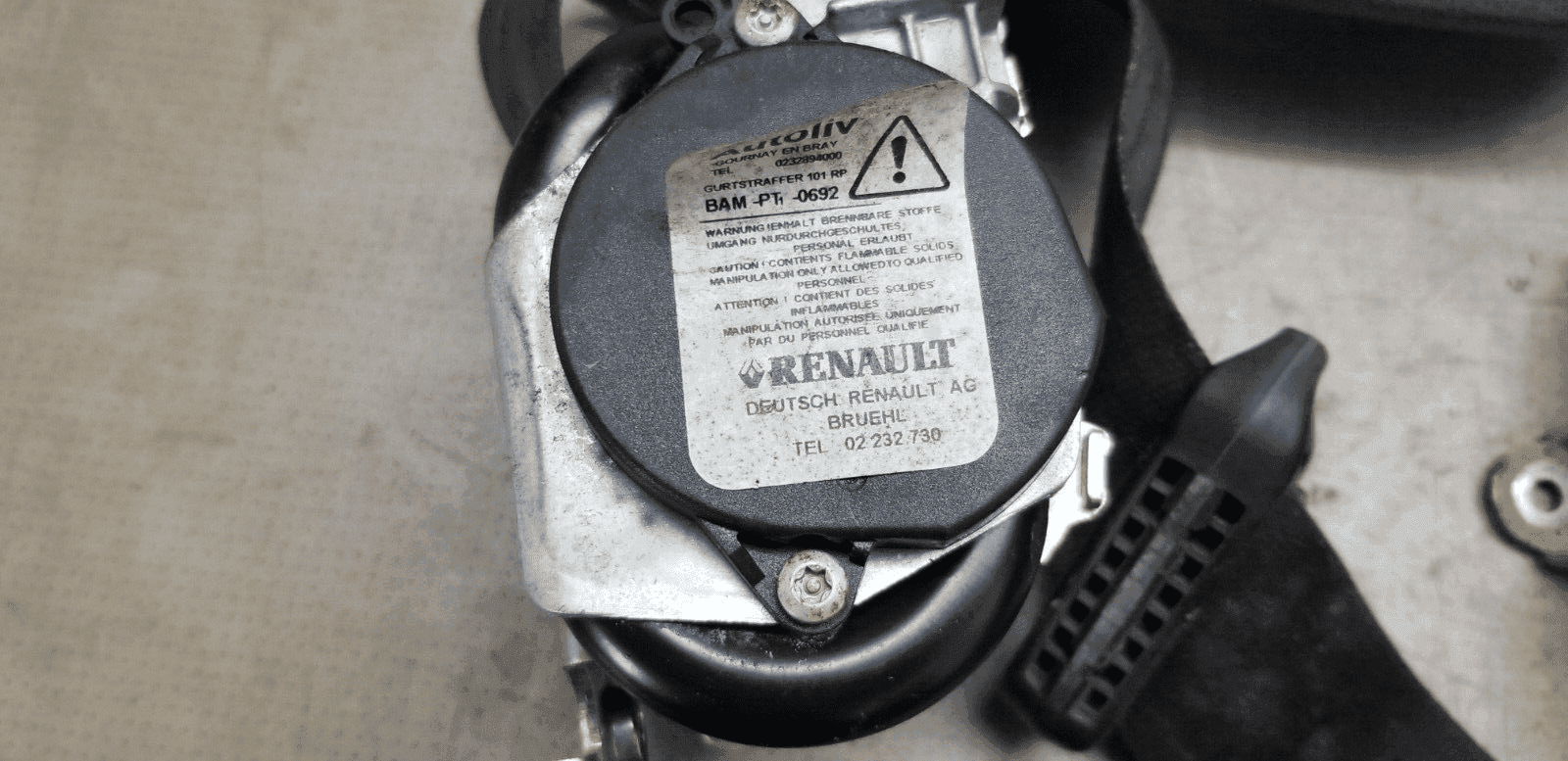 Nissan NV400 2015 Steering Wheel Air Bag and Pre Tensioner Belt Aand ECU - Image 3