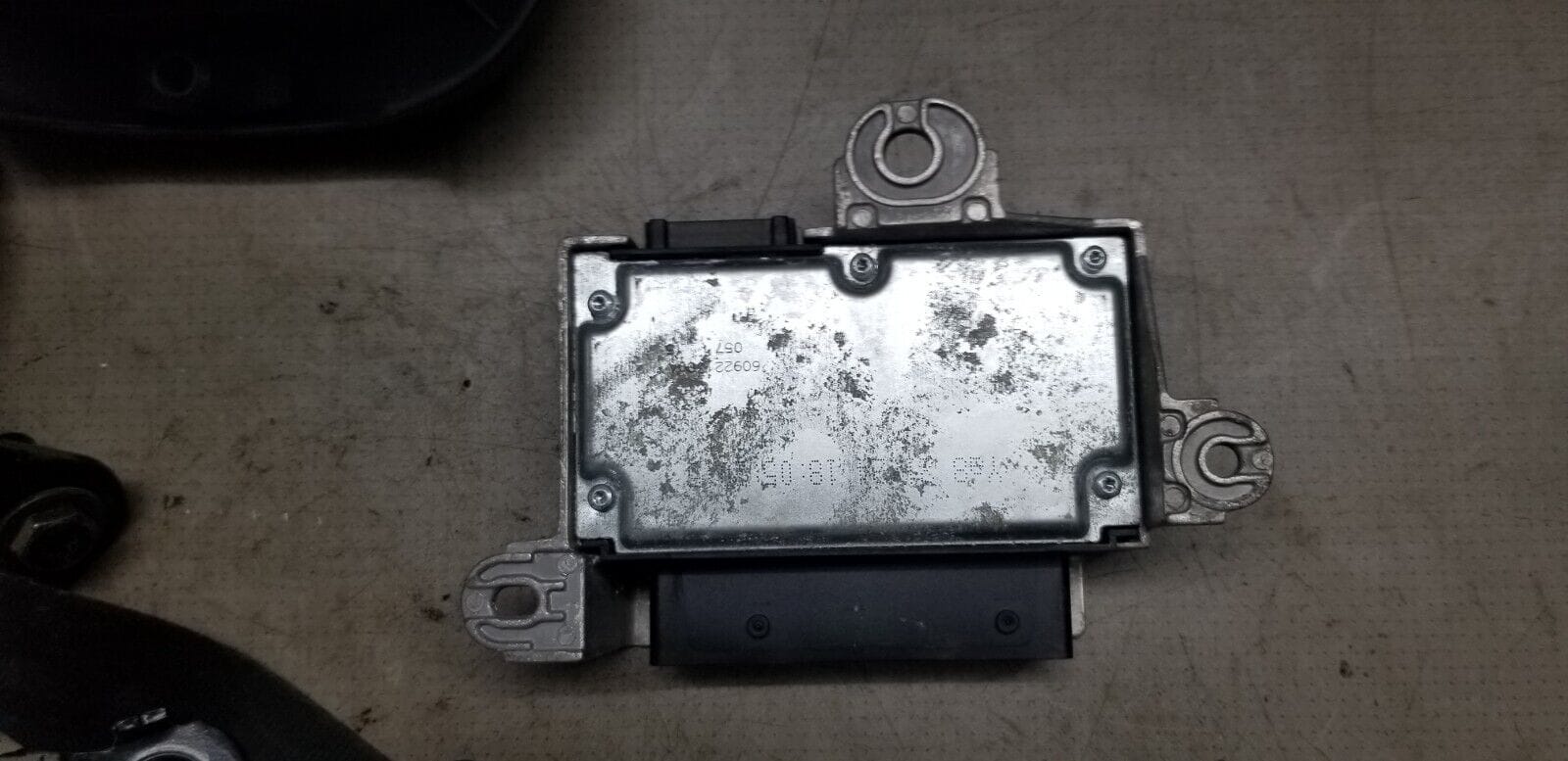 Nissan NV400 2015 Steering Wheel Air Bag and Pre Tensioner Belt Aand ECU - Image 6