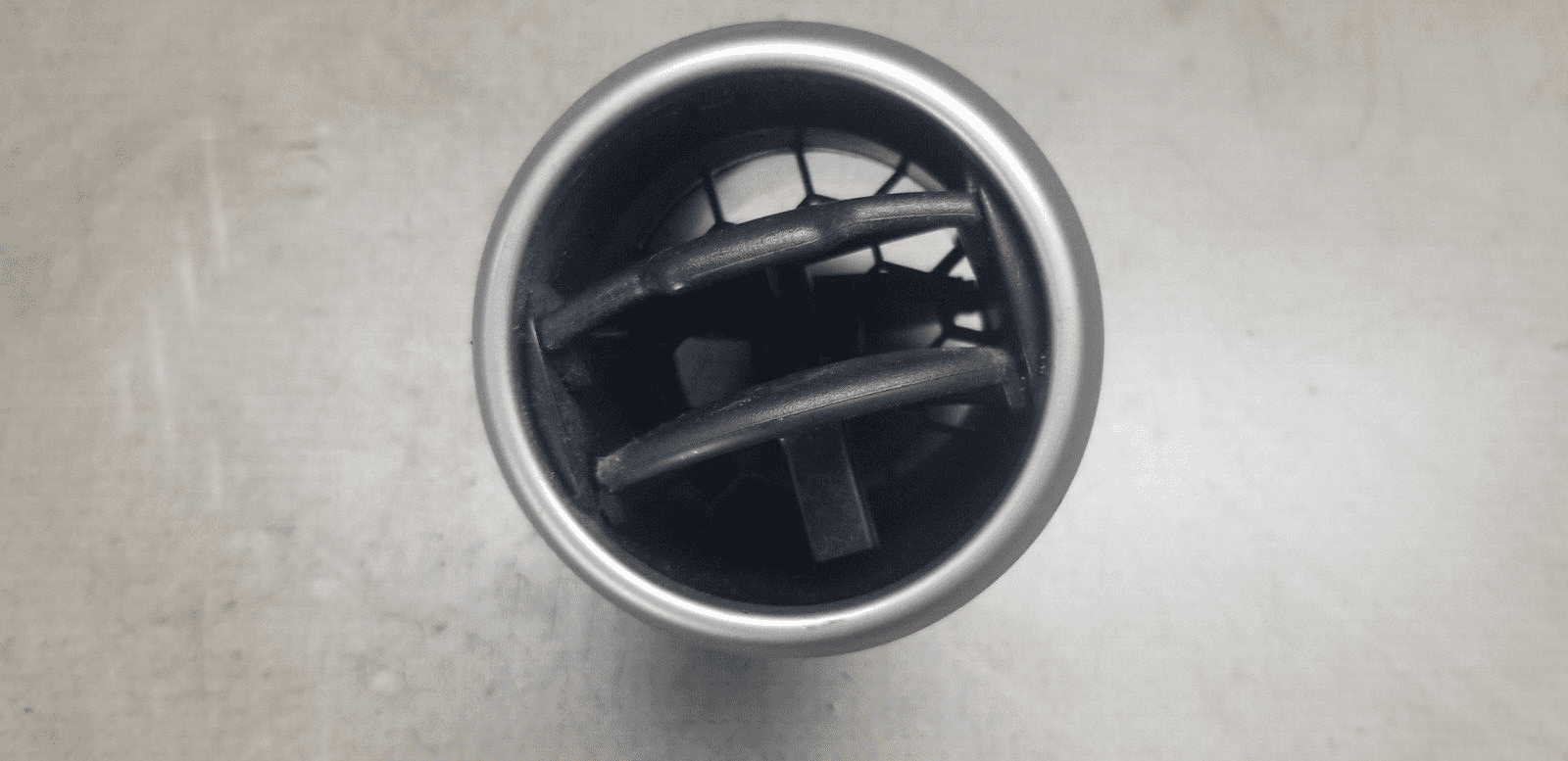 NISSAN QASHQAI 2011 FRONT DASHBOARD AIR VENT 68760JD10A - Image 3