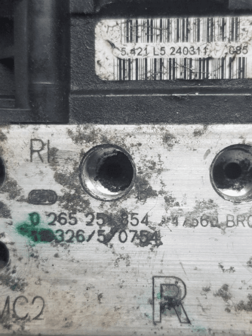 Part number label Nissan Qashqai ABS unit 1.5L