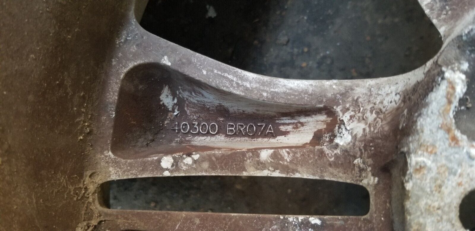 NISSAN QASHQAI J10 17" ALLOY WHEEL WITH TYRE 215/60R17 40300BR07A - Image 7