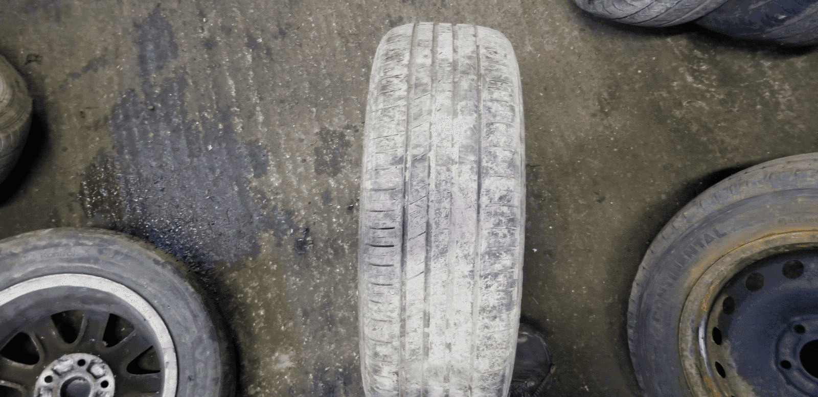 NISSAN QASHQAI J10 17" ALLOY WHEEL WITH TYRE 215/60R17 40300BR07A - Image 9