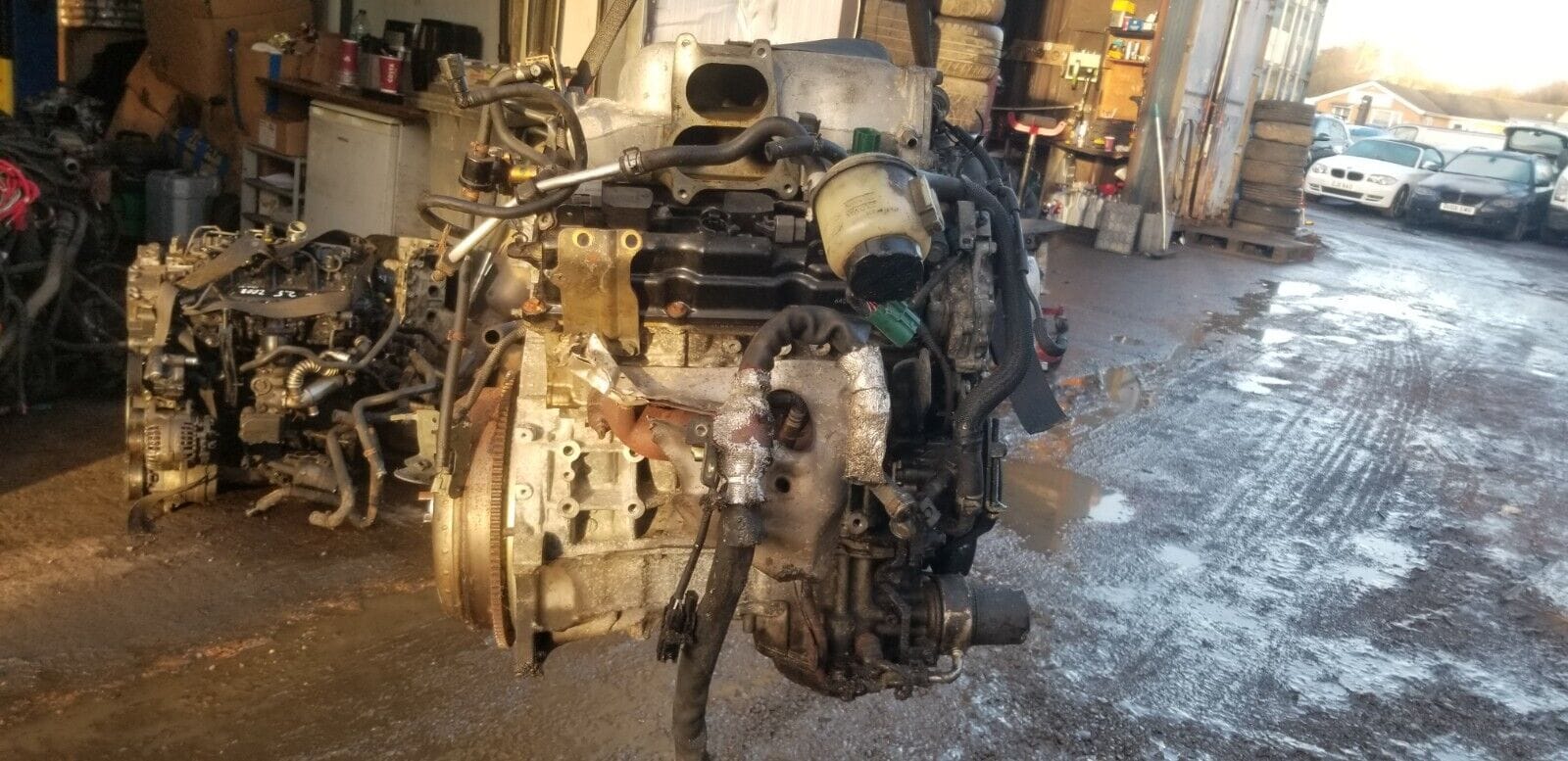 Nissan 3.5 l engine V6 Petrol - Image 4
