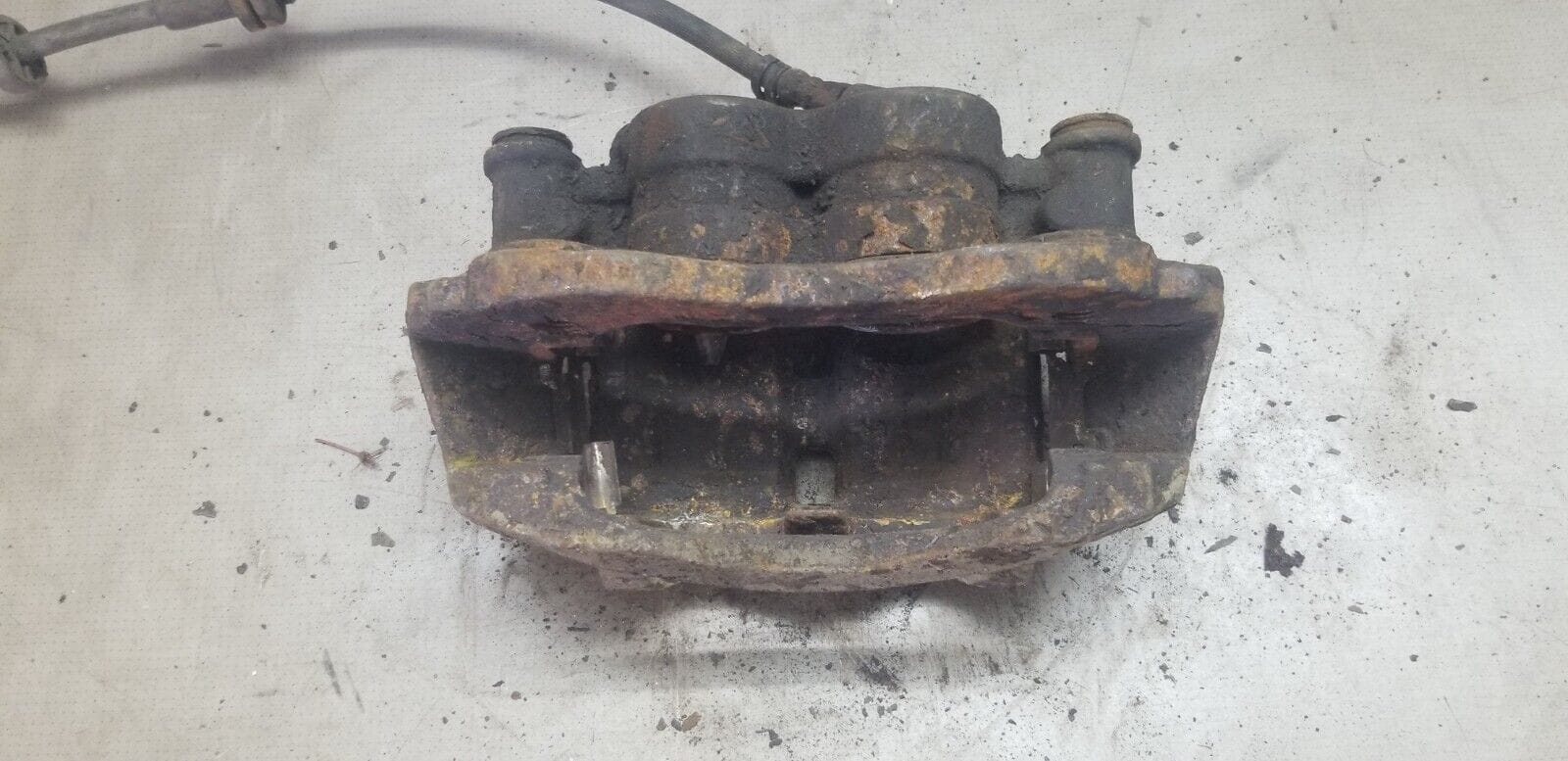 PEUGEOT BOXER BRAKE CALIPER FRONT LEFT 2012 - Image 4