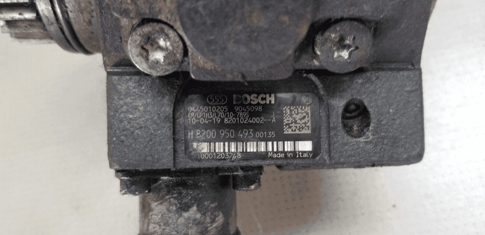 Used Bosch fuel injection pump H8200950493 tested and ready