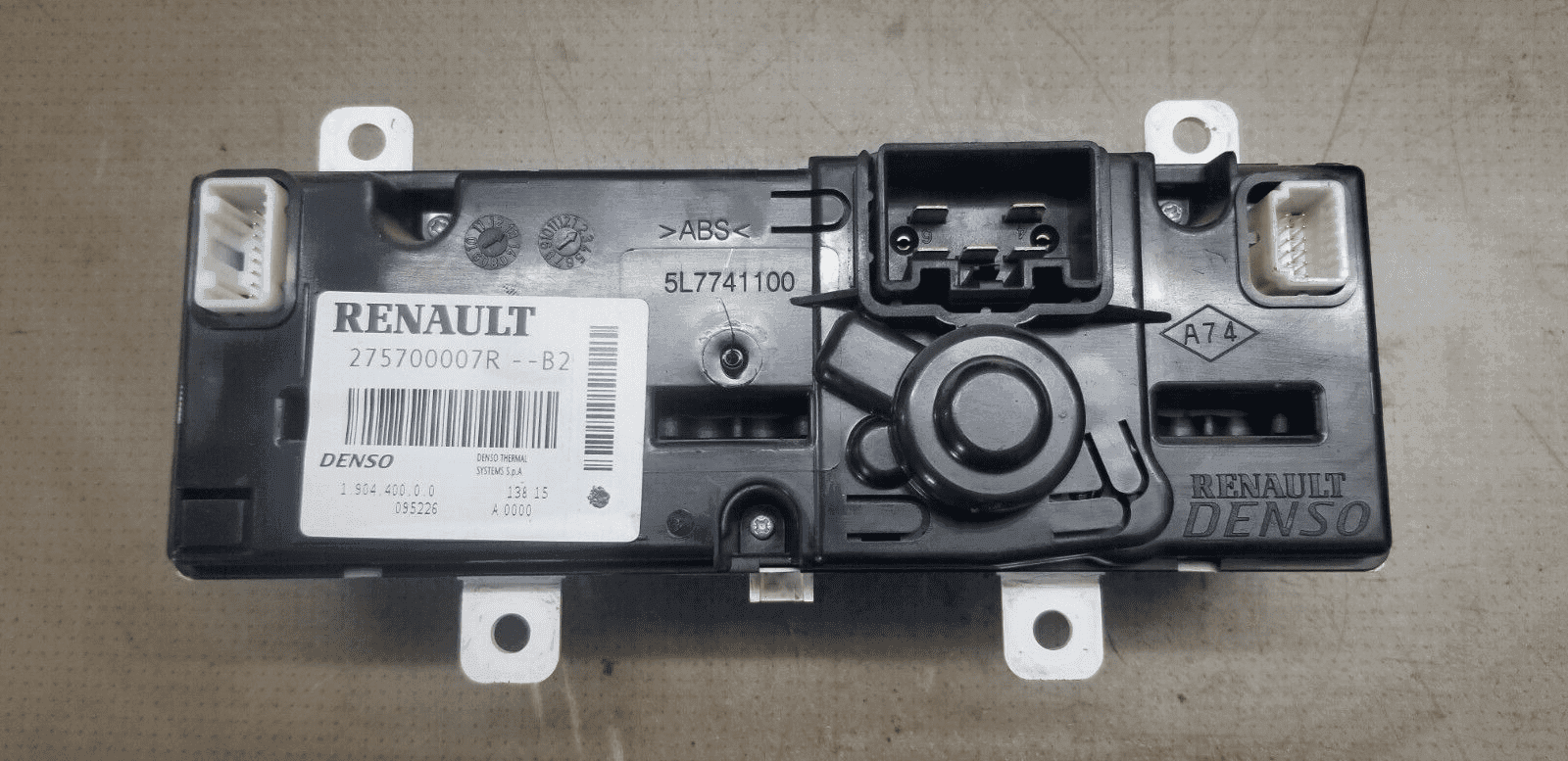 Renault Master MK3 Heater Control Panel 275700007R 2015 |O - Image 3