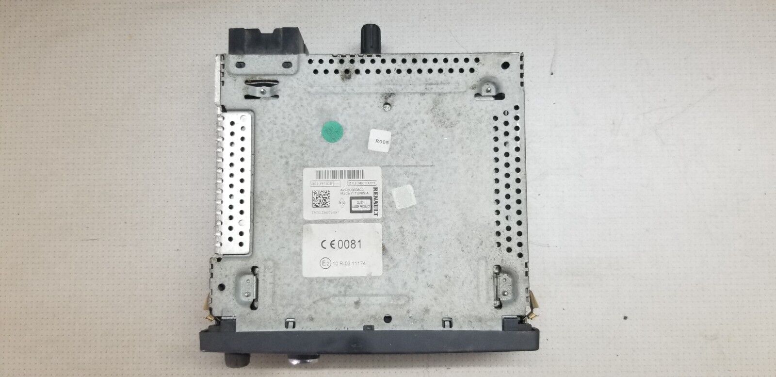 Renault Master Radio Stereo / No Code Provided - Image 3