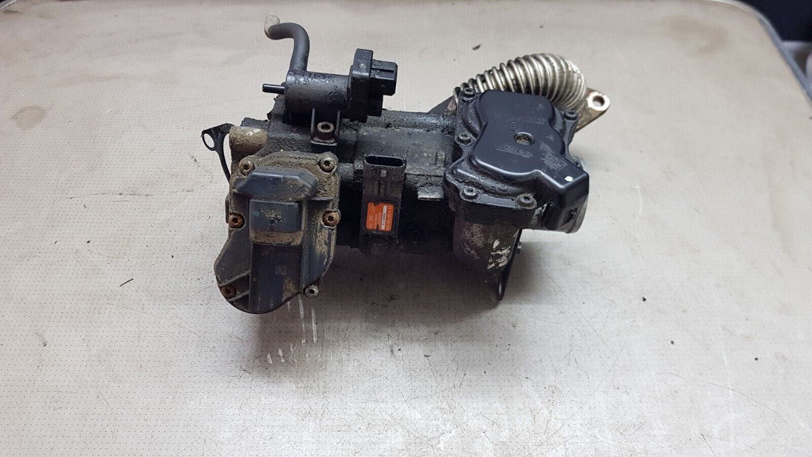 Renault Master,Movano,NV400 2015 EGR Valve 8200987088, 147105543R - Image 3