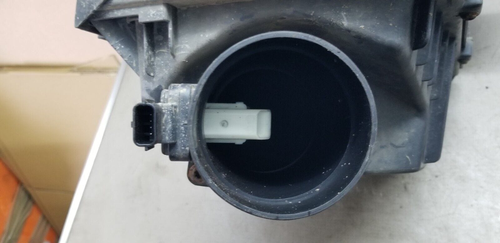 RENAULT Master Lm35 Business Dci Air Filter Box 8200751534 + MAF SENSOR - Image 6