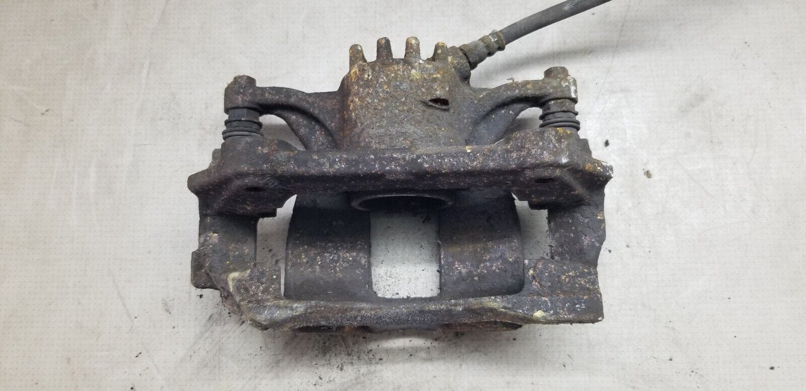 RENAULT TRAFIC 1.6 DIESEL DRIVERS SIDE FRONT BRAKE CALIPER OSF 2015 - 2019 - Image 4