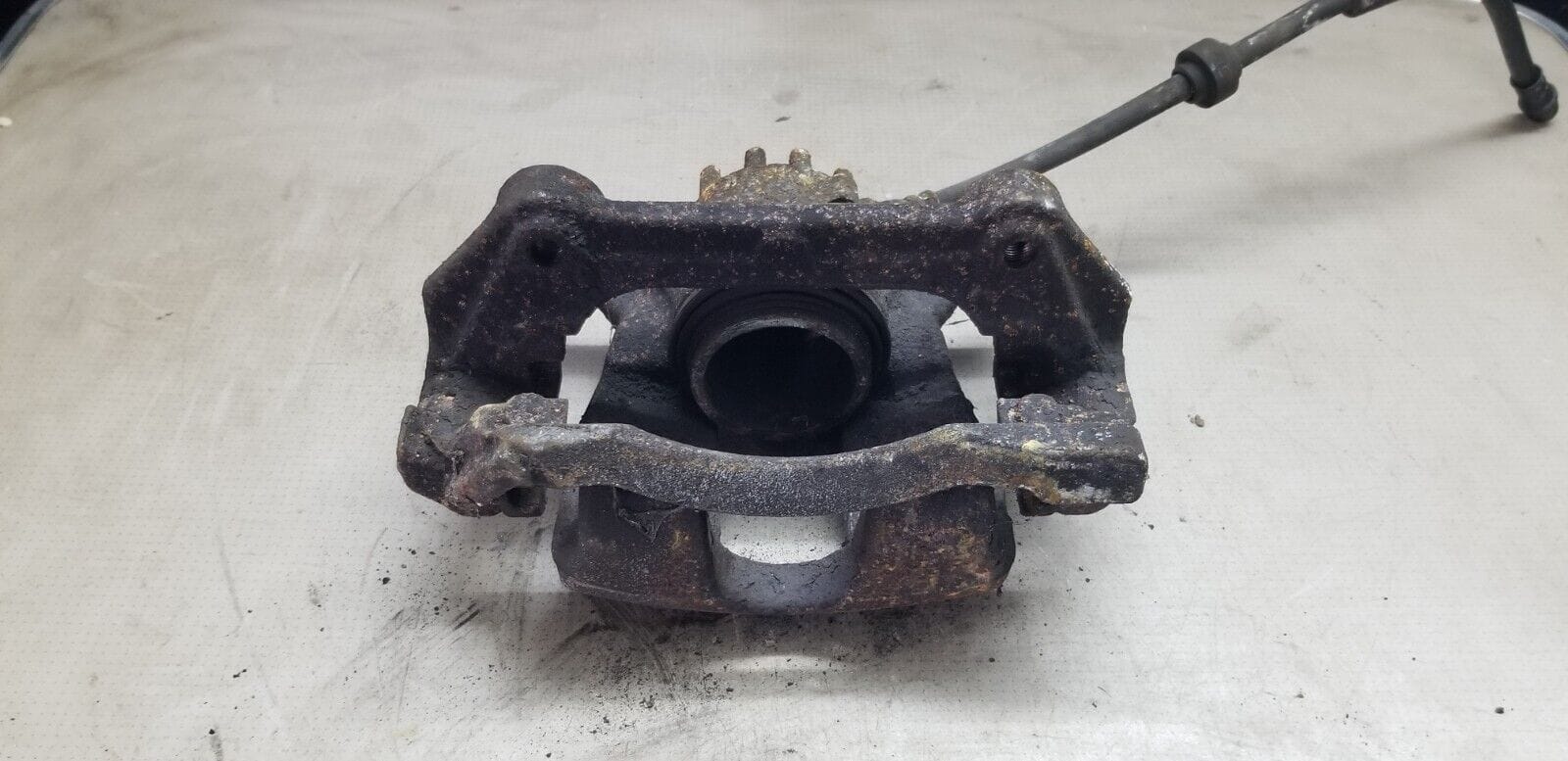 RENAULT TRAFIC 1.6 DIESEL DRIVERS SIDE FRONT BRAKE CALIPER OSF 2015 - 2019 - Image 5