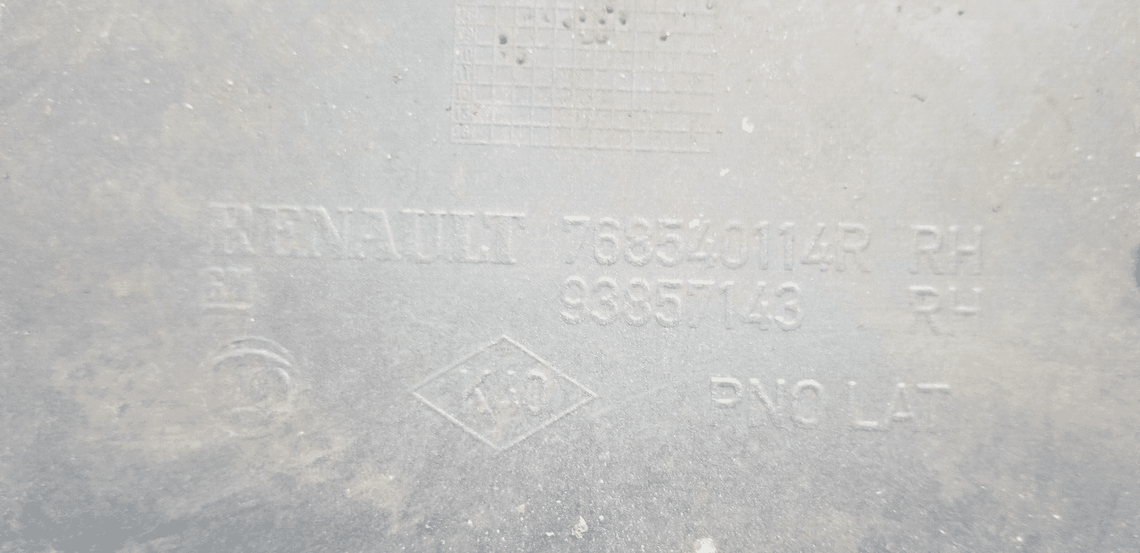 RENAULT TRAFIC 2006-2024 REAR OFFSIDE DRIVER SIDE BODY MOULDING 768540114R - Image 4