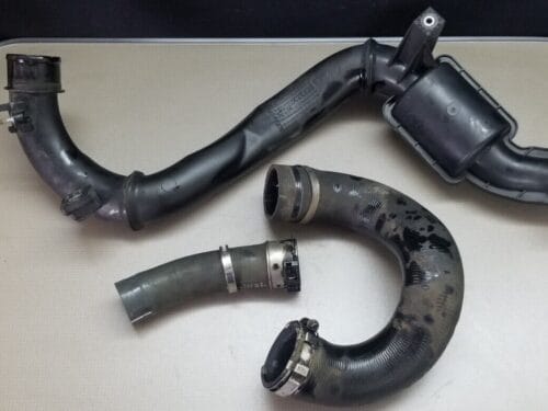 RENAULT TRAFIC II 2012 INTERCOOLER HOSE 8200760909