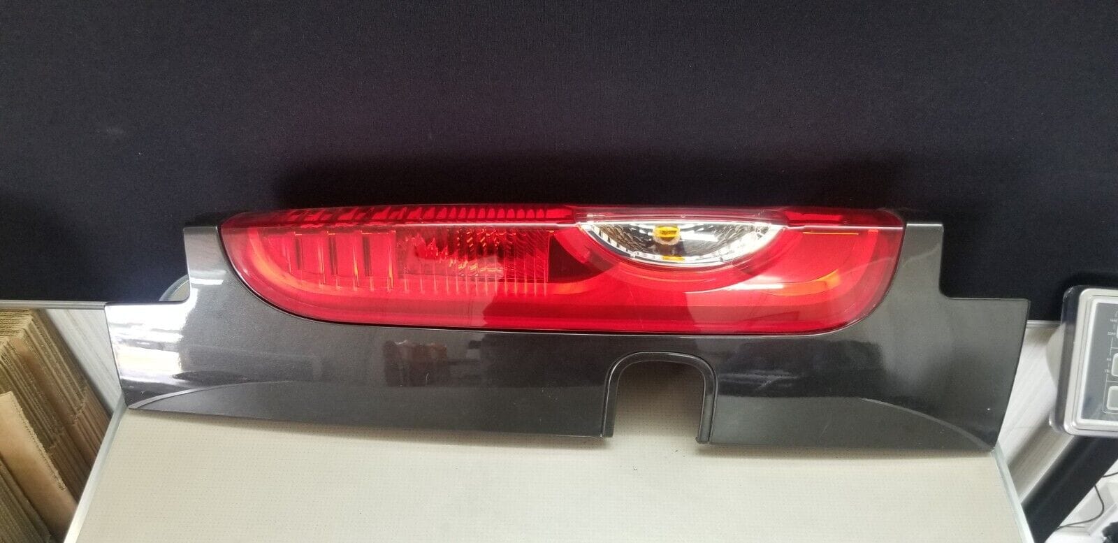 Renault Trafic Ll29 DCI Van 2007-2012 Rear/Tail Light (Driver Side) 265A60118R - Image 3