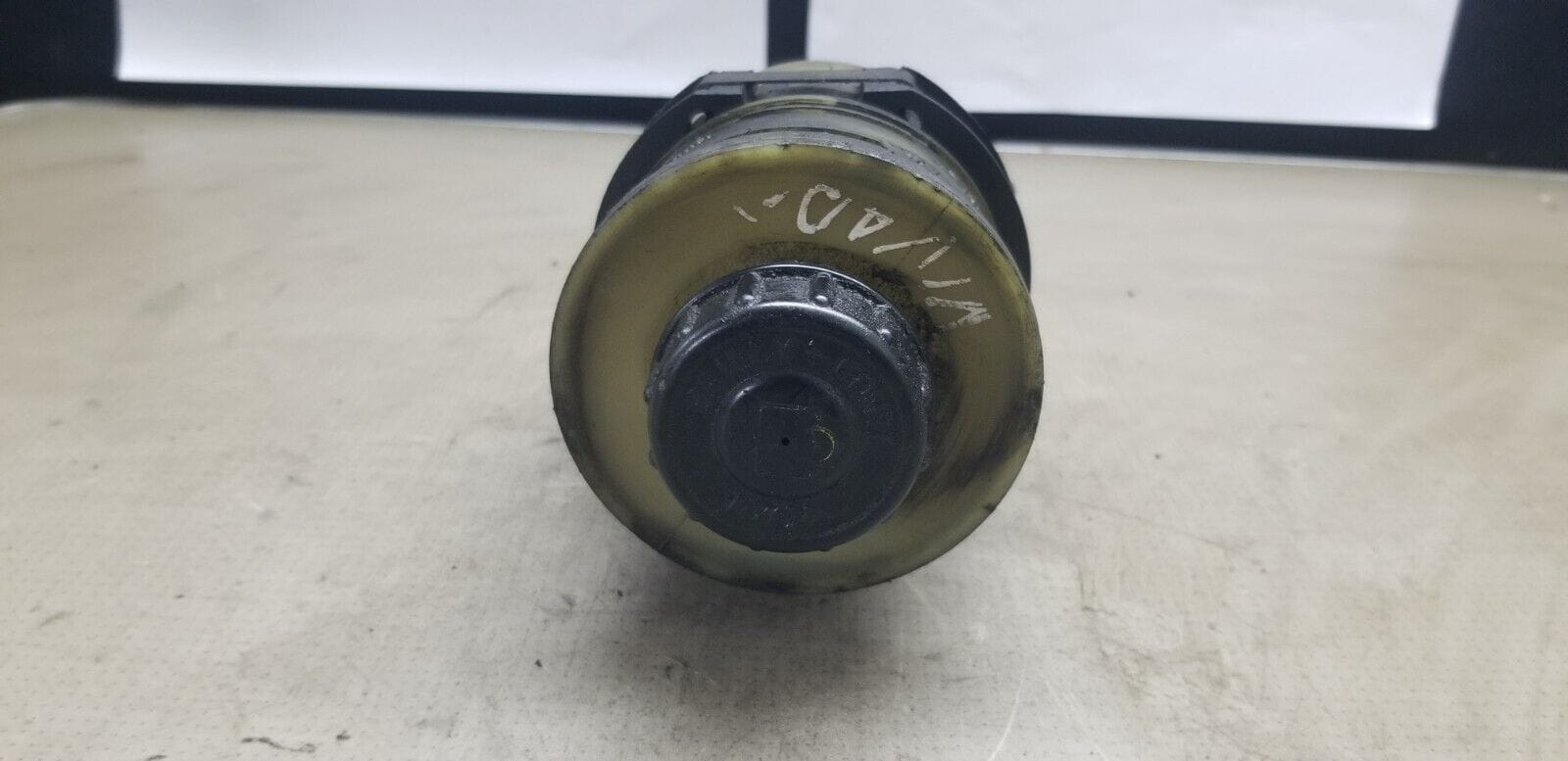 RENAULT TRAFIC Power Steering Fluid Bottle 2013 2.0 Diesel 7700782884 - Image 4