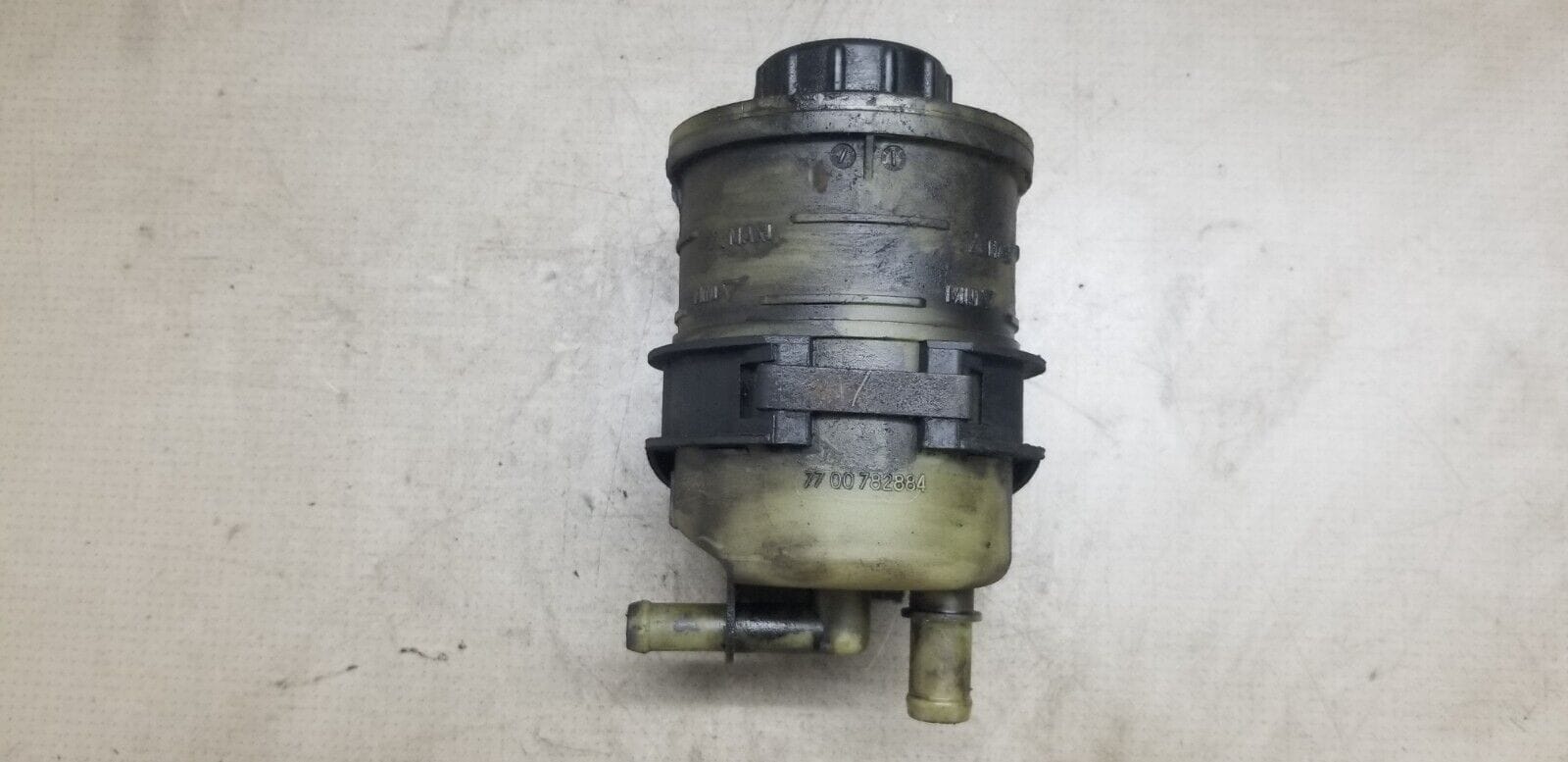 RENAULT TRAFIC Power Steering Fluid Bottle 2013 2.0 Diesel 7700782884