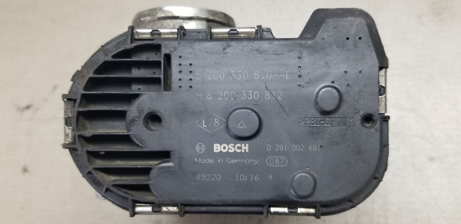 RENAULT TRAFIC THROTTLE BODY 2.0L DSL 2010 THROTTLE BODY 8200330810 - Image 4