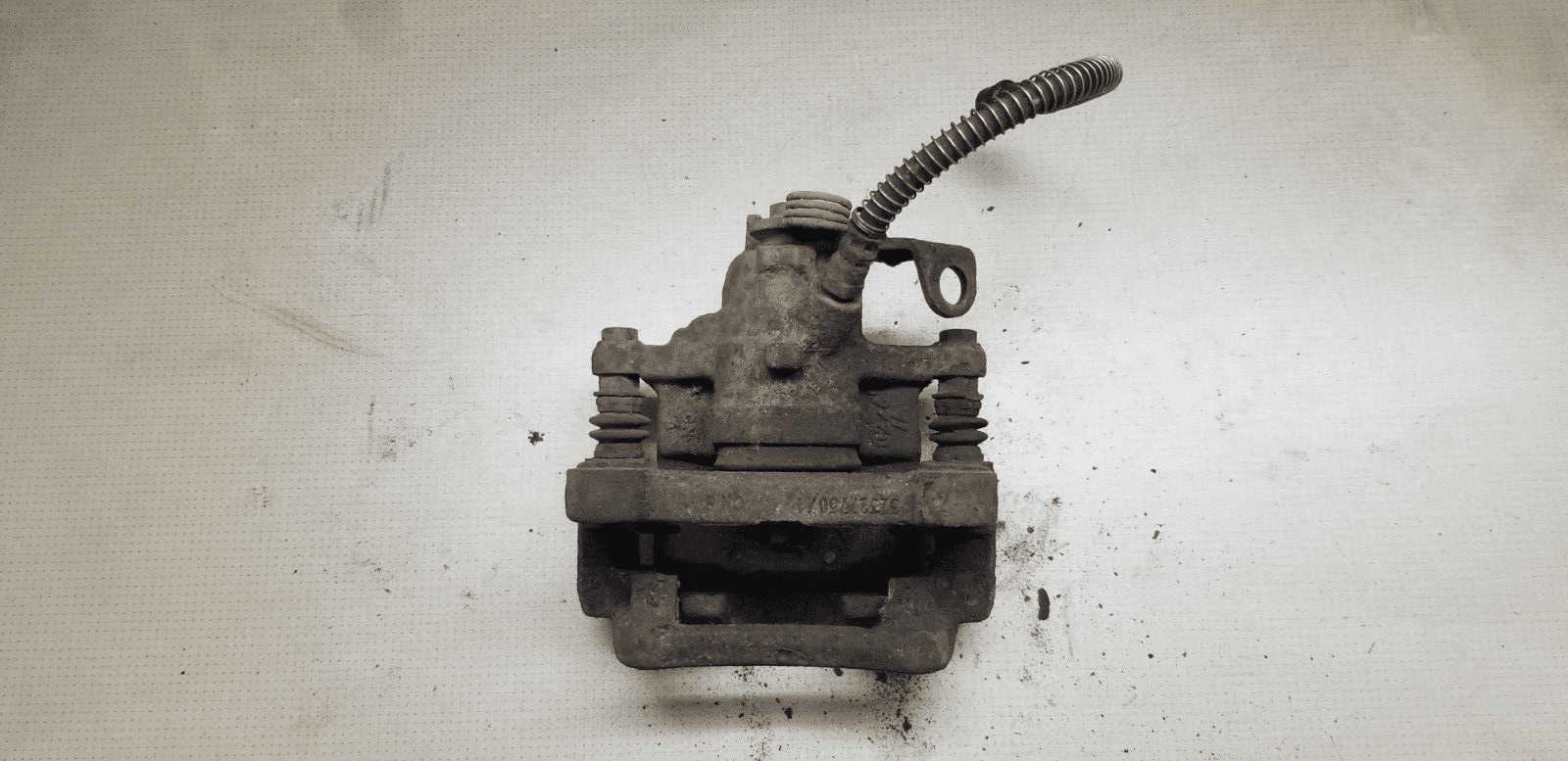 RENAULT TRAFIC VIVARO 1.6 DIESEL DRIVERS SIDE REAR OSR BRAKE CALIPER 2015 - 2019 - Image 3