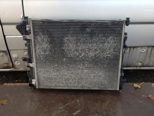 RENAULT TRAFIC / VIVARO Radiator Pack Assembly 2.0 Diesel