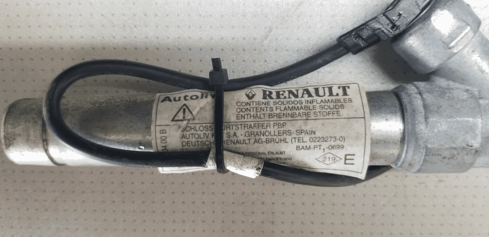 RIGHT FRONT SEAT BELT BUCKLE FOR RENAULT TRAFIC 2014 - Image 4